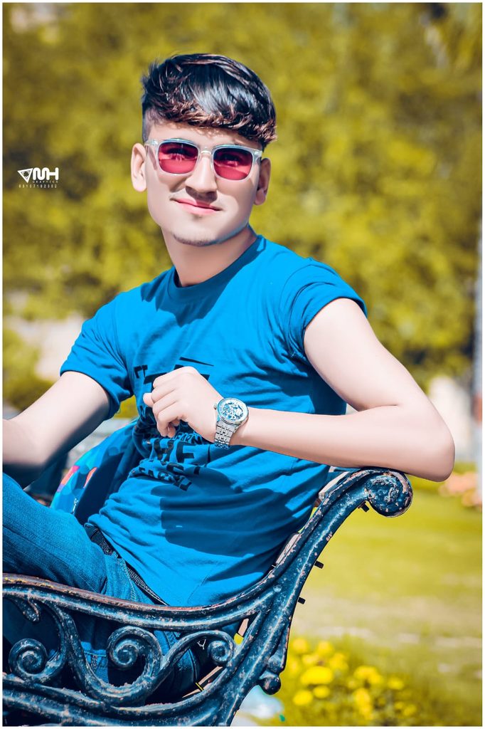 Change Background Color in PicsArt